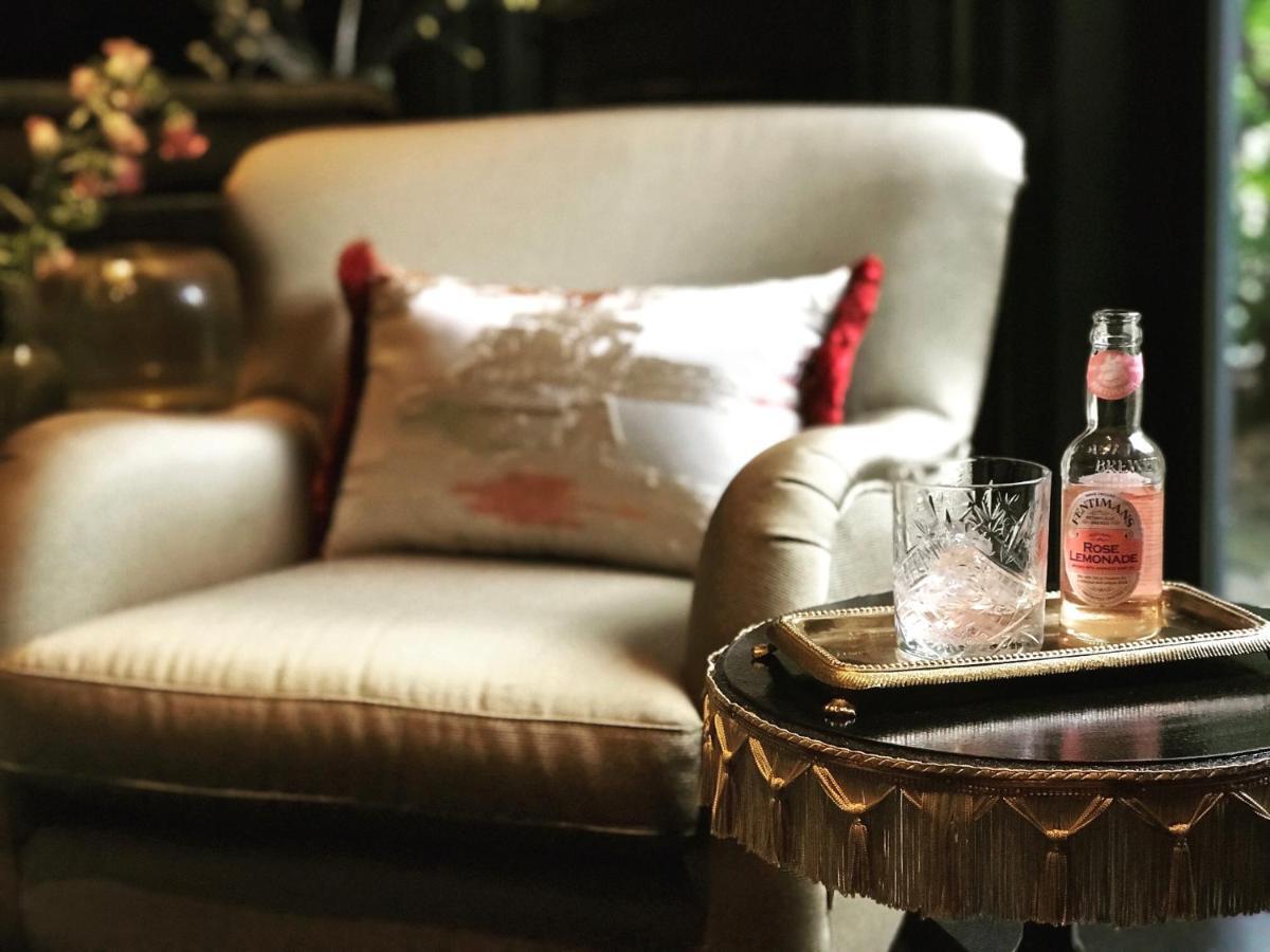 Boutique Hotel Villa Trompenberg Хилверсъм Екстериор снимка